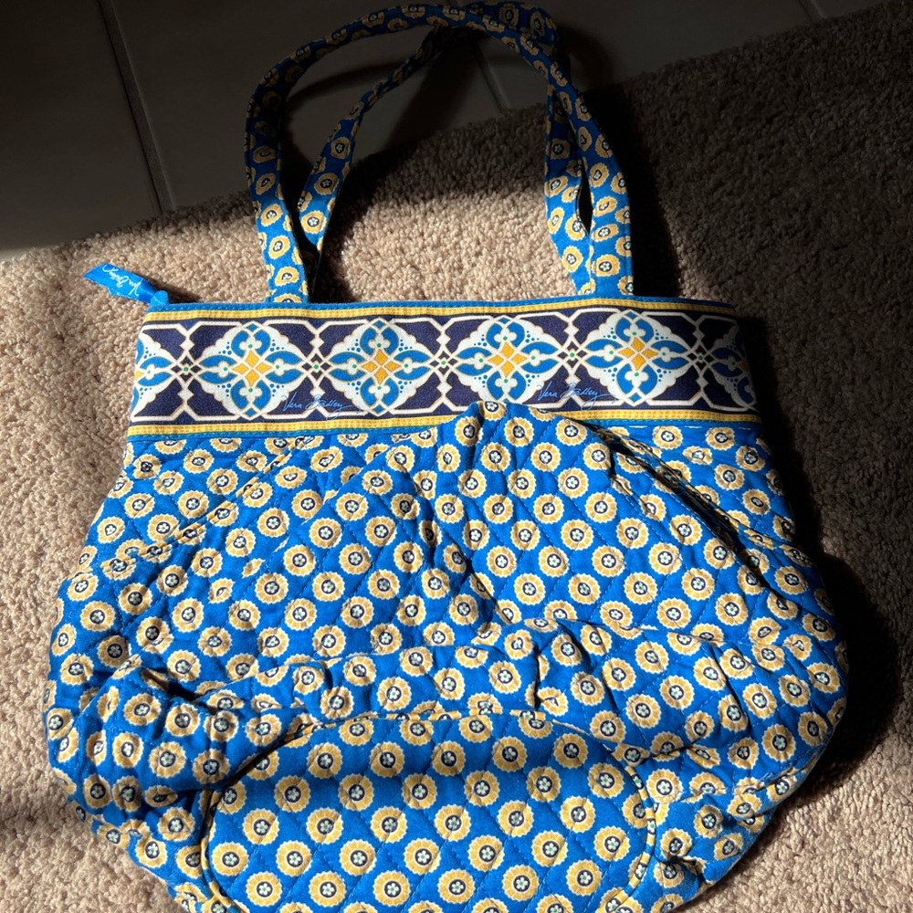 VERA BRADLEY Blue and Yellow Patterned Tote Bag w/ Front Pockets - Picture 12 of 13